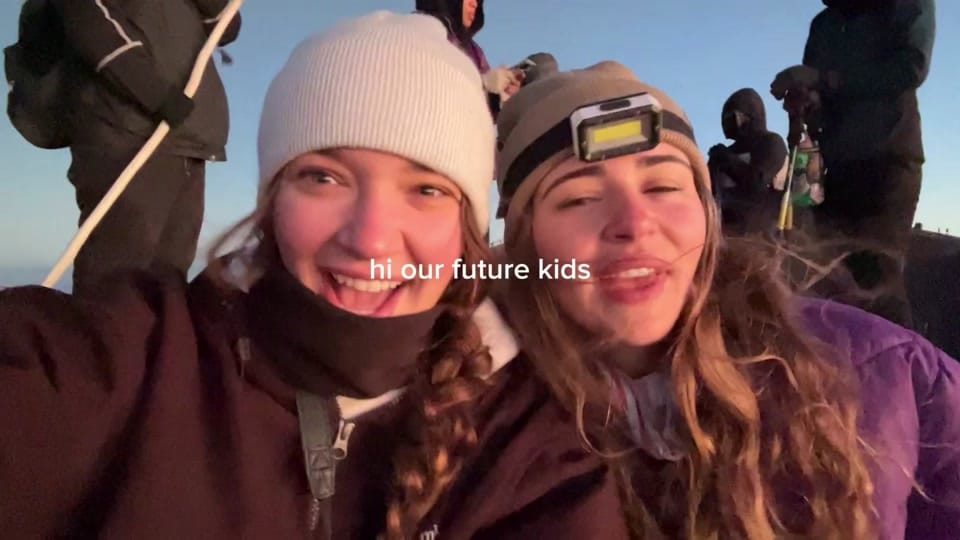 Post 1 by ana on TikTok (video)