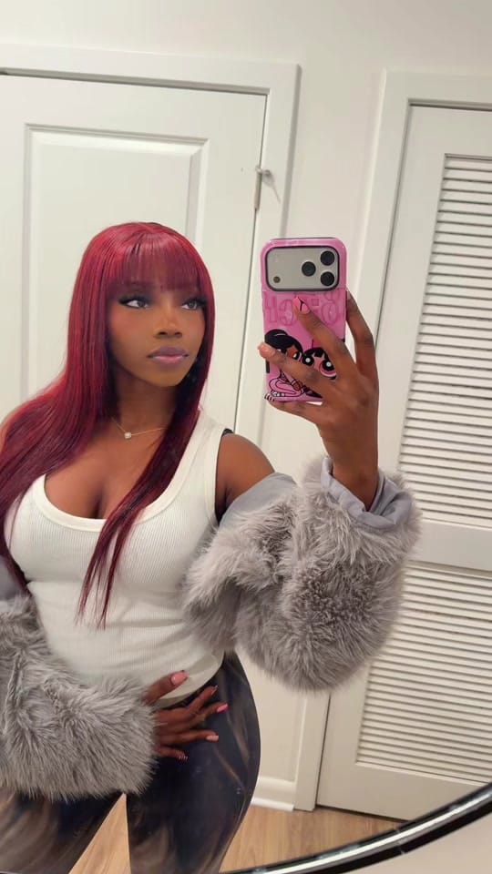 Post 2 by DELCHANEL🌺 on TikTok (video)