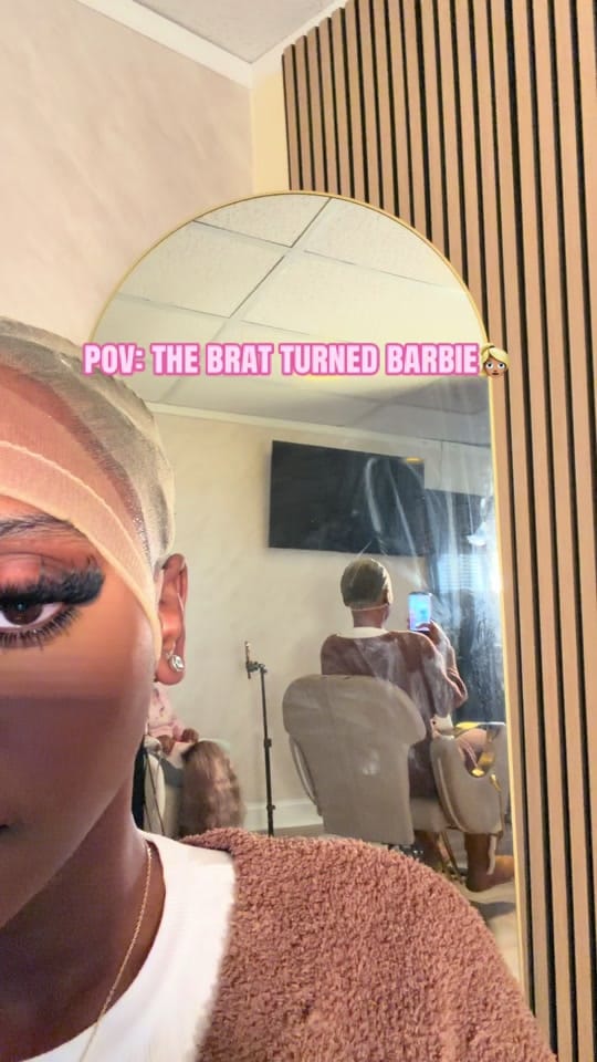 Post 6 by DELCHANEL🌺 on TikTok (video)