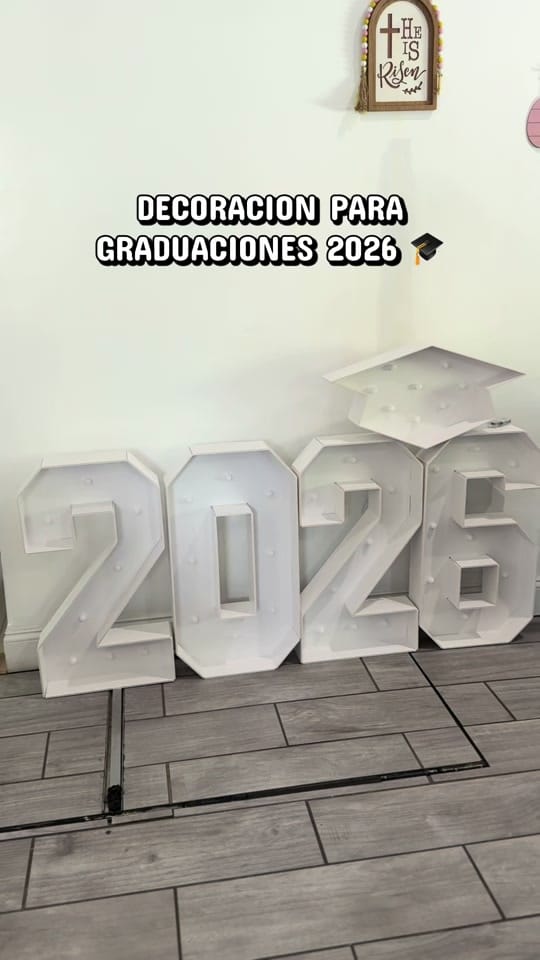 Post 2 by Alejandra Gonzalez on TikTok (video)