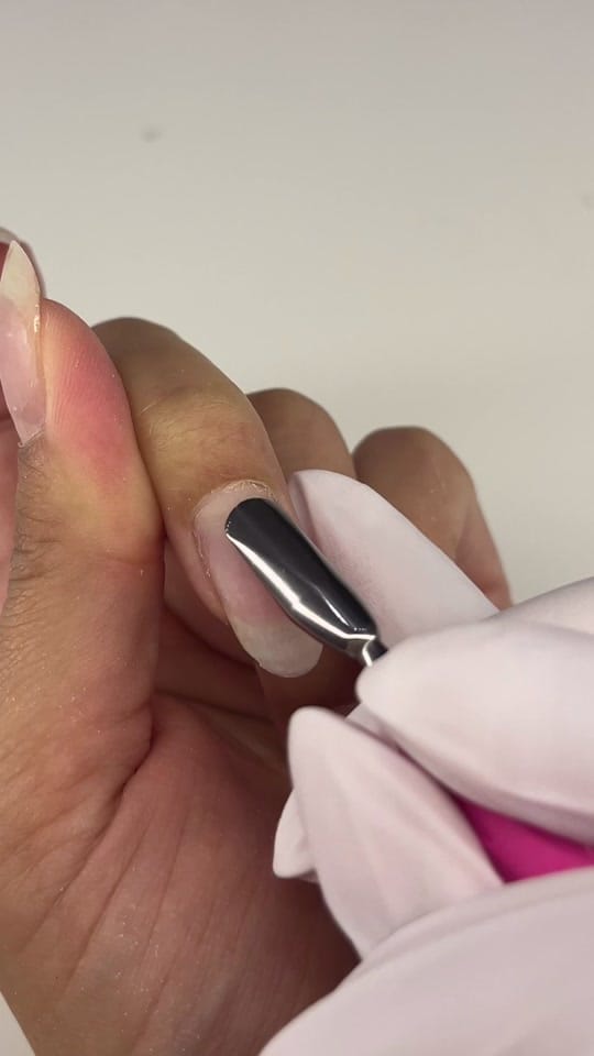 Post 2 by The Nail Faiiry 🧚🏽💫 on TikTok (video)