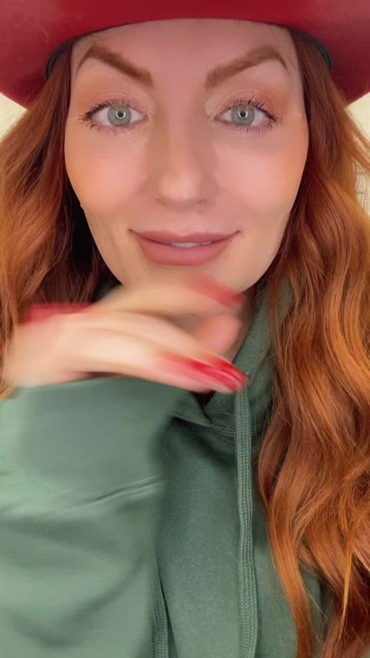 Post 5 by Ashley Louise Jackson on TikTok (video)
