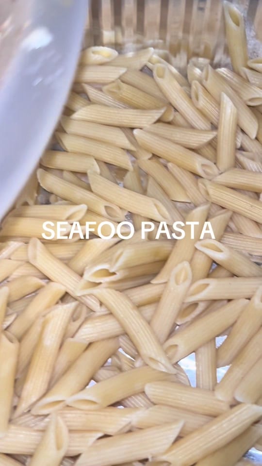 Post 8 by Rowzay on TikTok (video)