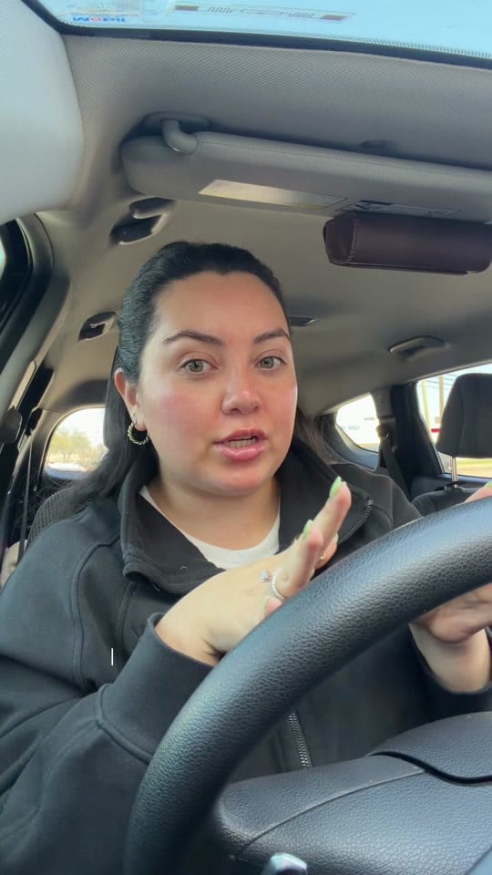 Post 2 by Kim Quiroz on TikTok (video)