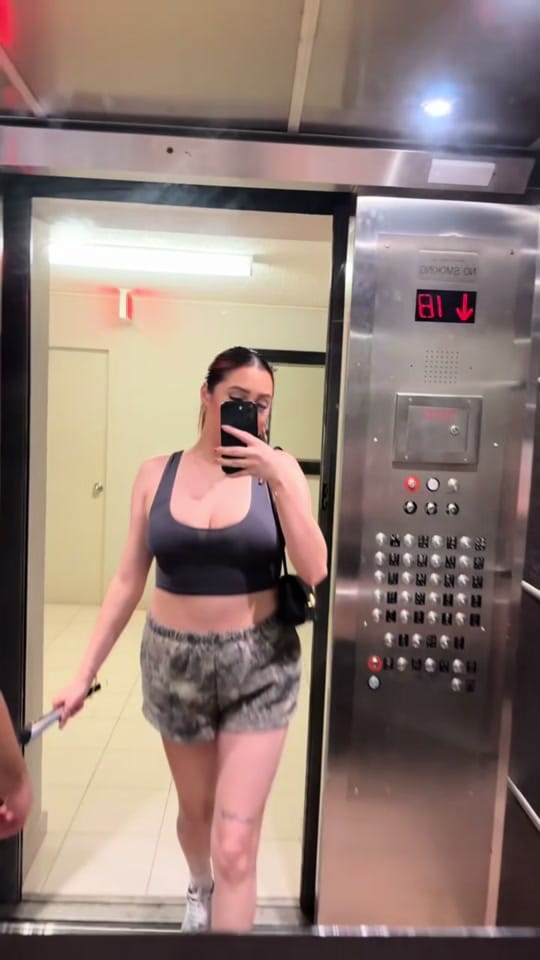 Post 6 by Mimi Bolanos on TikTok (video)