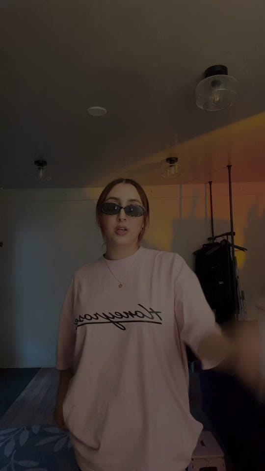 Post 5 by Mimi Bolanos on TikTok (video)