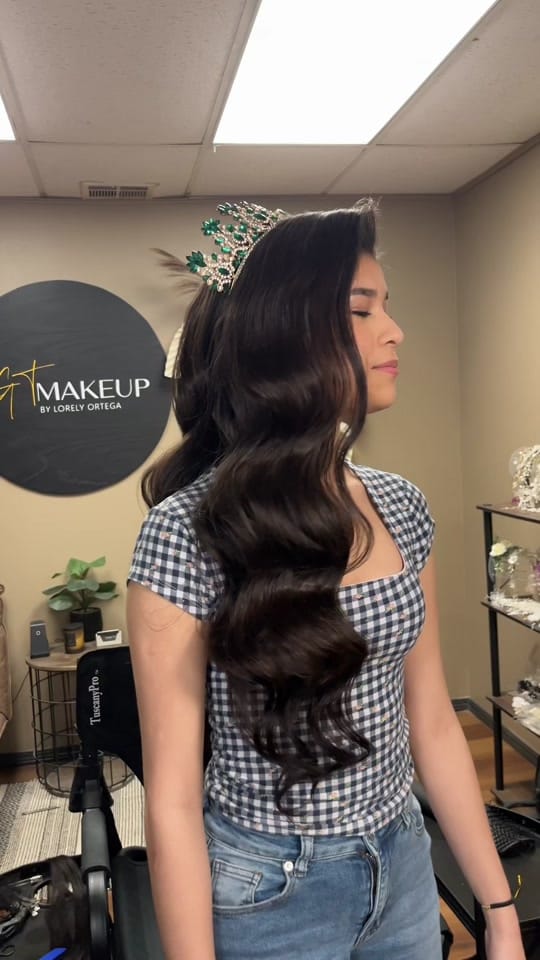 Post 1 by Lorely Ortega /HMUA on TikTok (video)