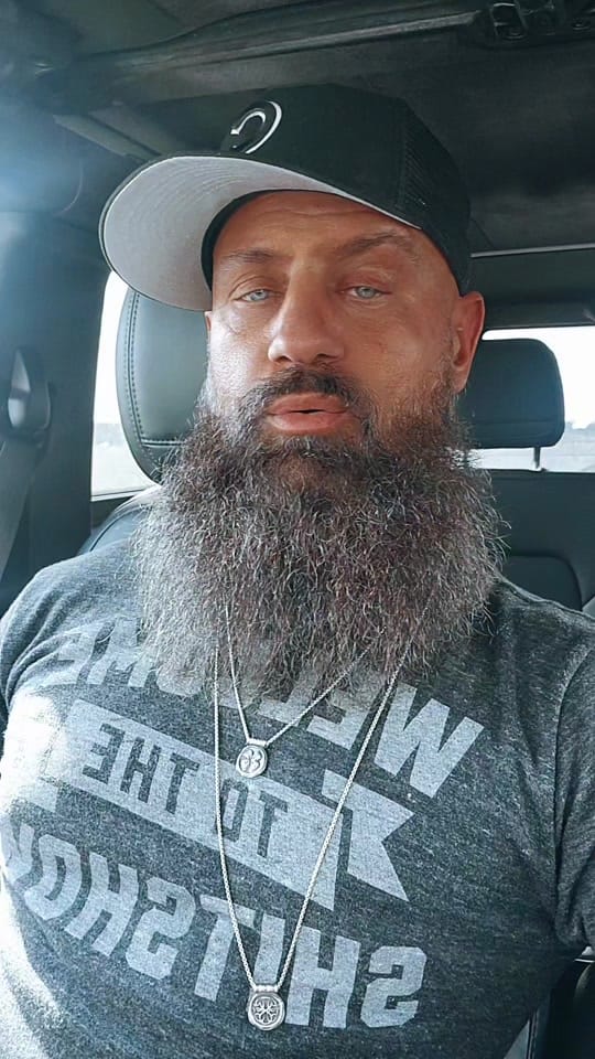 Post 8 by Vug_77 on TikTok (video)