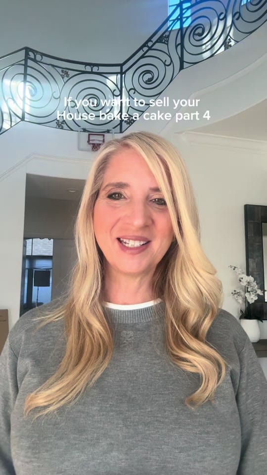 Post 1 by Livin Beautifully on TikTok (video)