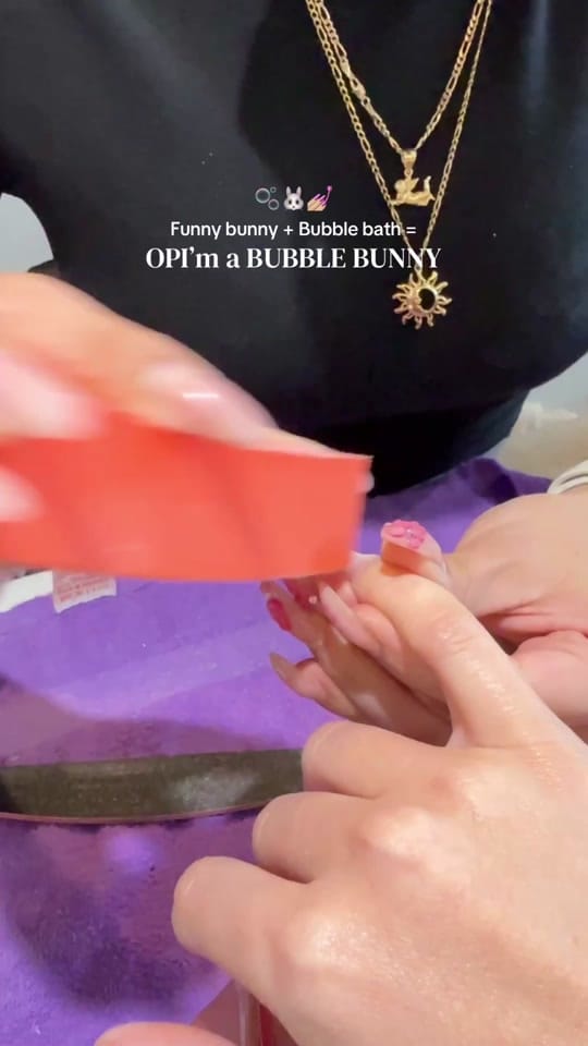 Post 7 by Elle Levi on TikTok (video)