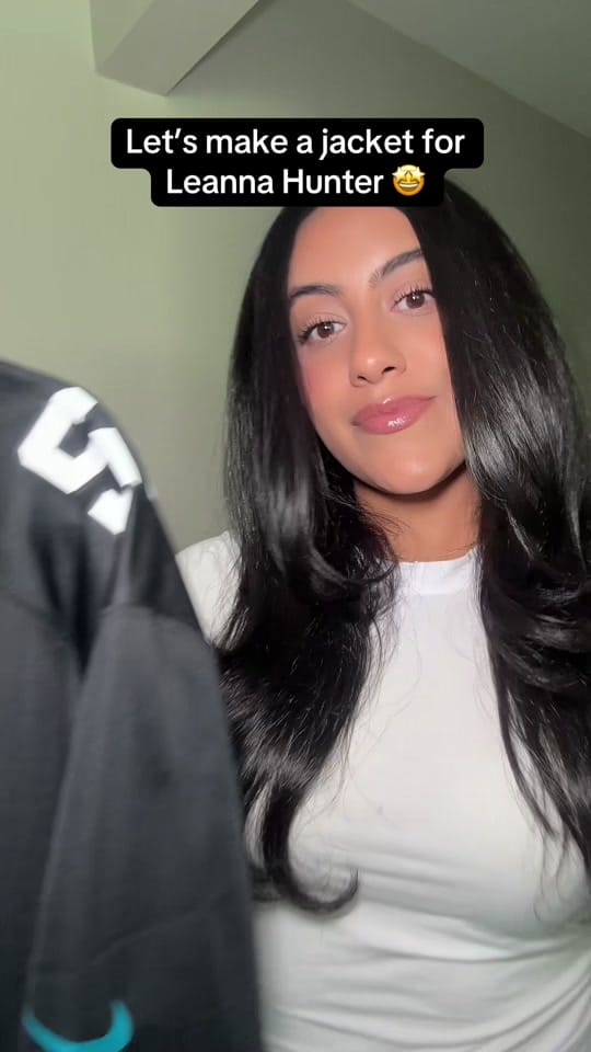 Post 8 by Anika Kakoz | Fashion Designer on TikTok (video)