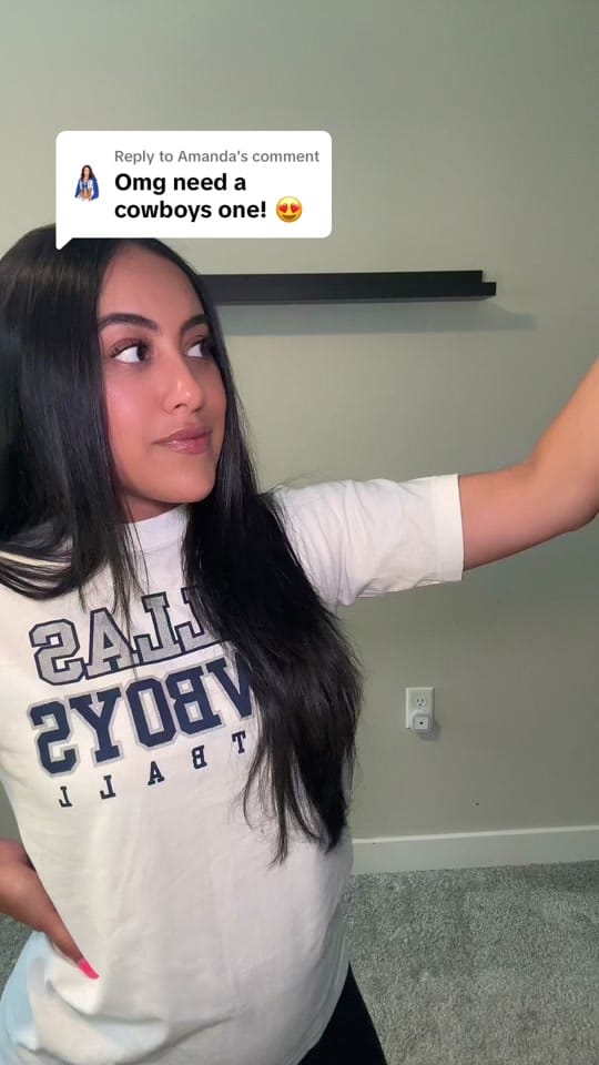 Post 10 by Anika Kakoz | Fashion Designer on TikTok (video)