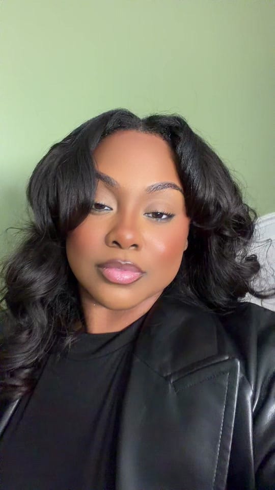 Post 3 by Chicago Therapist | 2027 Bride on TikTok (video)