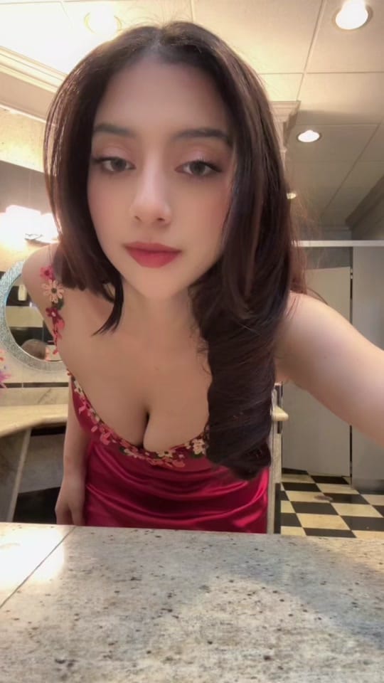 Post 4 by Danniela Castillo on TikTok (video)