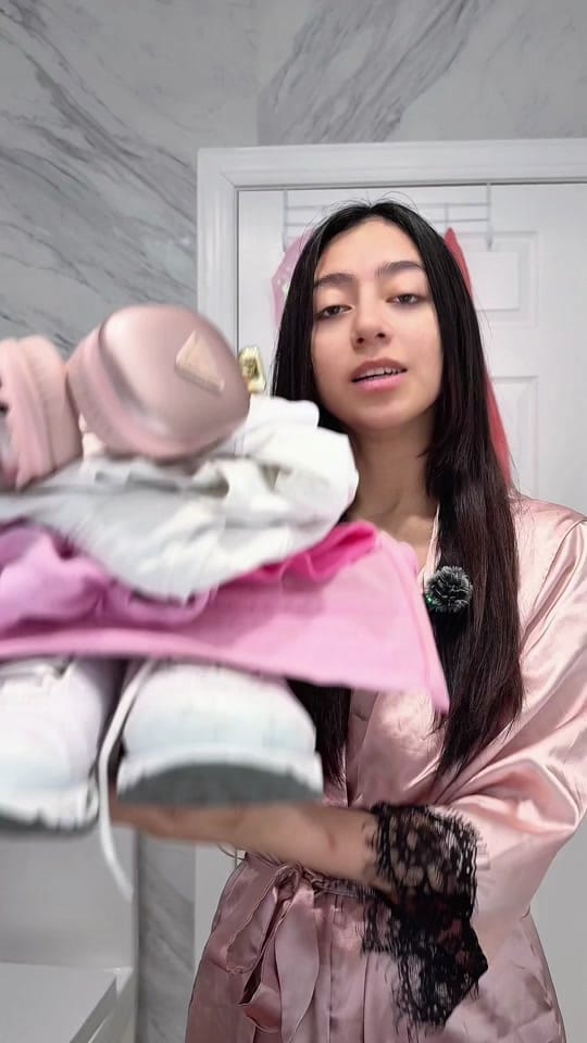 Post 2 by Danniela Castillo on TikTok (video)
