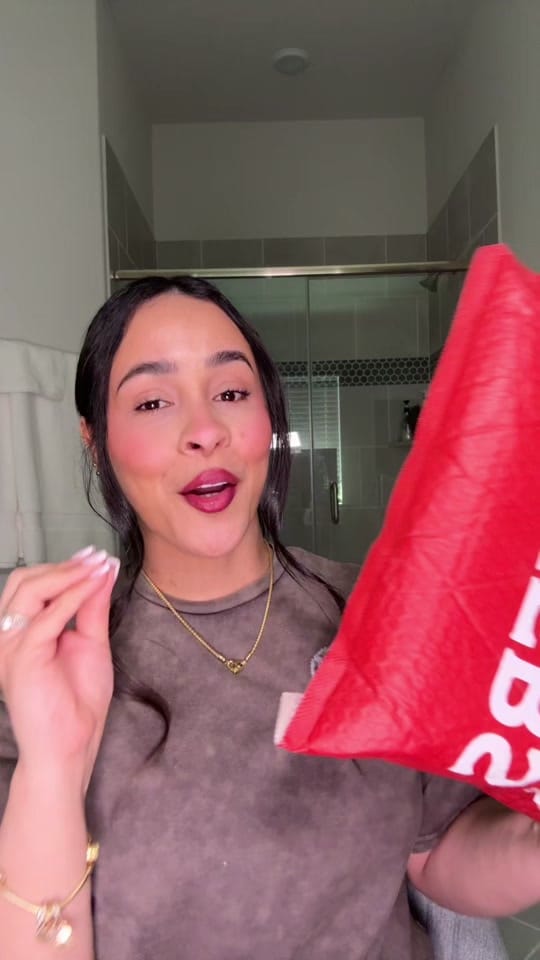 Post 5 by Gladyann 💄✨ on TikTok (video)