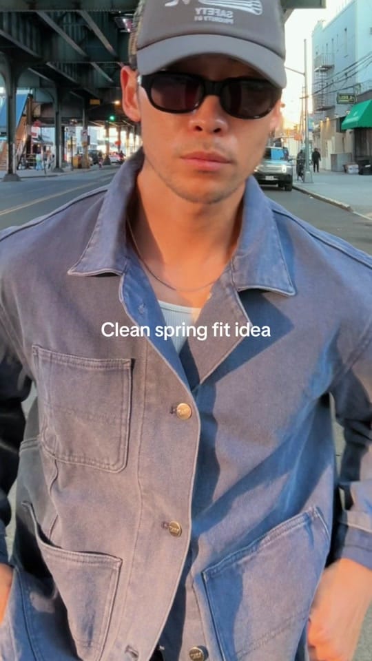 Post 6 by John Lee on TikTok (video)