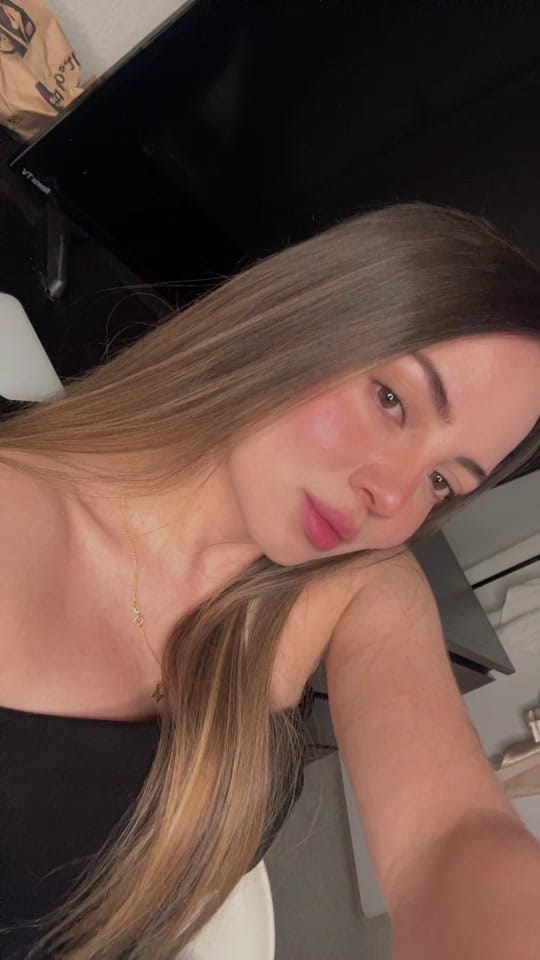 Post 1 by Dayana on TikTok (video)