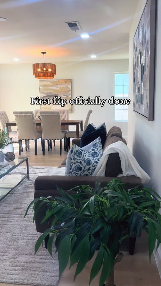 Post 6 by melanatedwithluv|Dallas Local on TikTok (video)