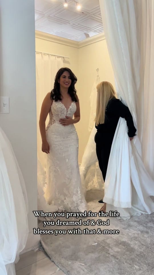 Post 9 by Shakira • Latina Med Student on TikTok (video)