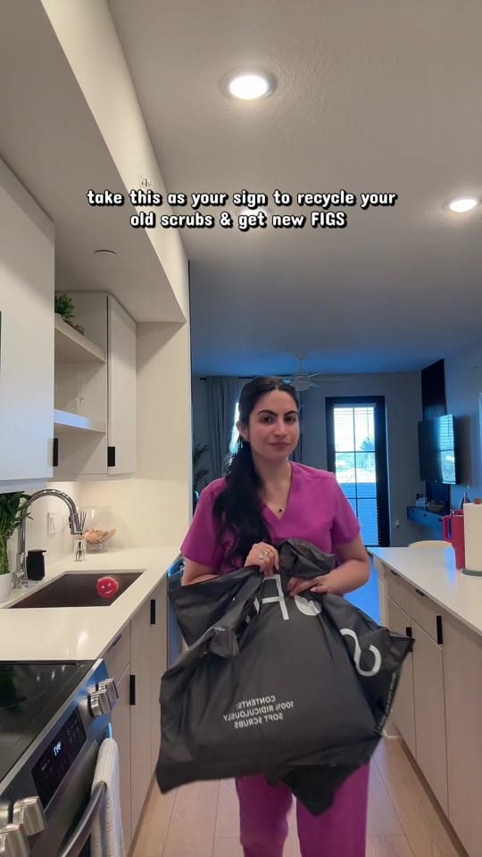 Post 2 by Shakira • Latina Med Student on TikTok (video)
