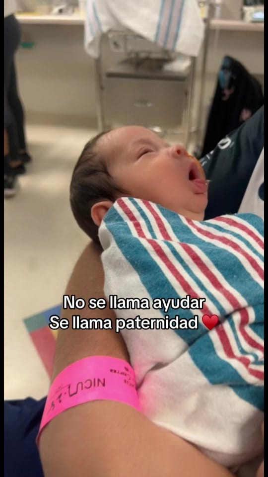 Post 7 by Nails chely 23 on TikTok (video)