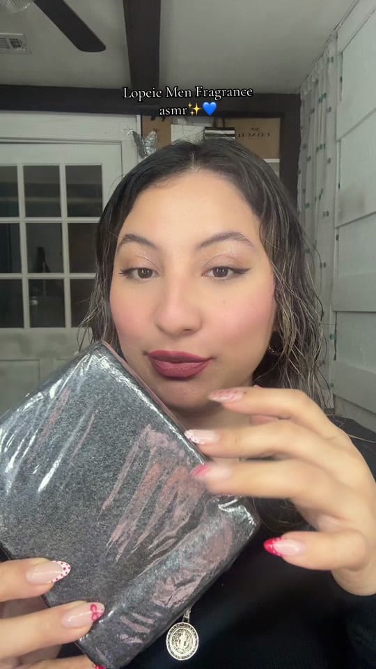 Post 2 by Elizabeth Alvarez on TikTok (video)