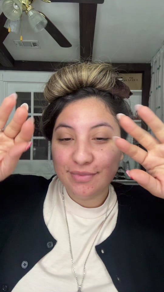 Post 6 by Elizabeth Alvarez on TikTok (video)