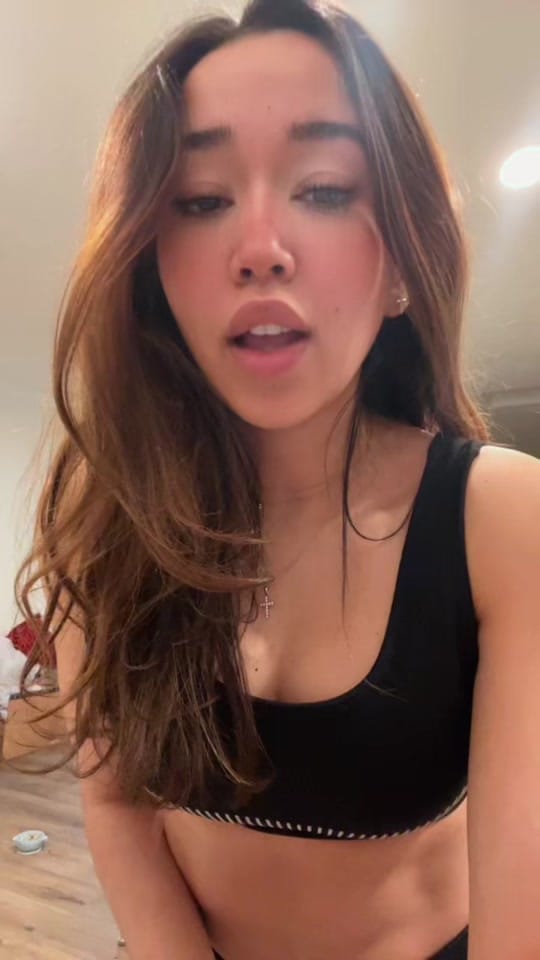Post 3 by Carolay Prado on TikTok (video)