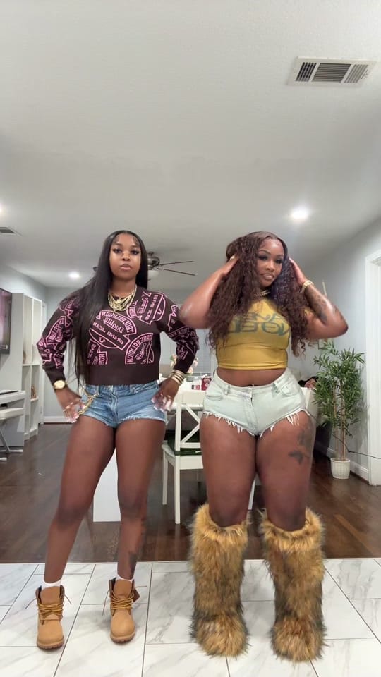 Post 8 by naaecash$ on TikTok (video)