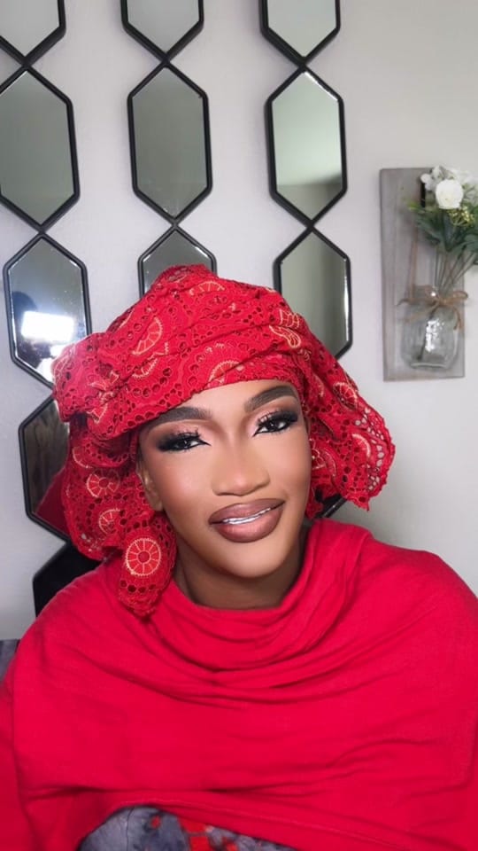 Post 6 by Luxe glam by Tee on TikTok (video)