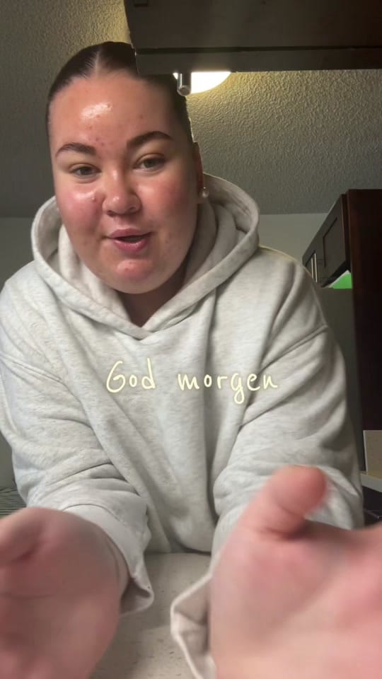 Post 3 by 𝐒𝐨𝐩𝐡𝐢𝐞 𝐆𝐨𝐨𝐜𝐡 on TikTok (video)