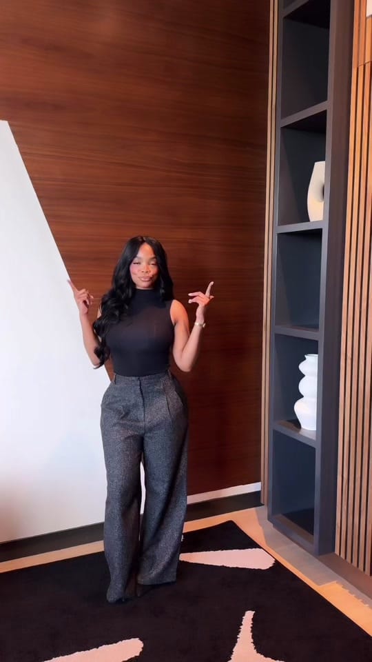 Post 3 by Mulan on TikTok (video)