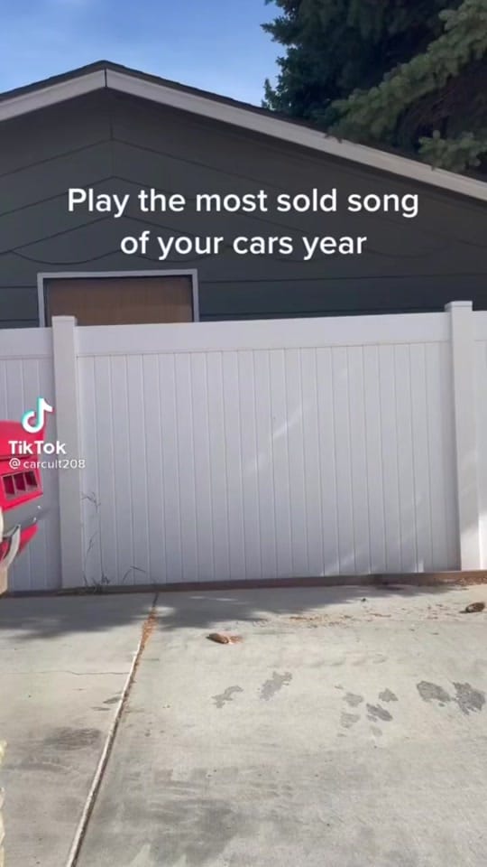 Post 8 by Nopowermedia on TikTok (video)