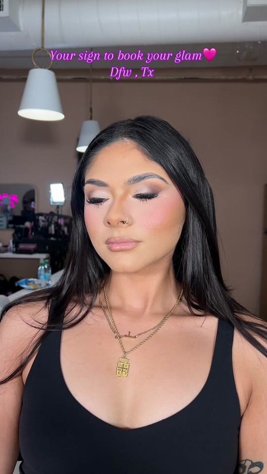 Post 4 by Dallas makeup artist on TikTok (video)
