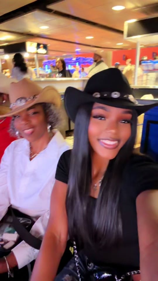 Post 1 by Dezz 🦋 on TikTok (video)