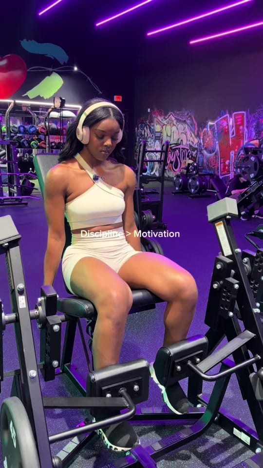Post 3 by Dezz 🦋 on TikTok (video)