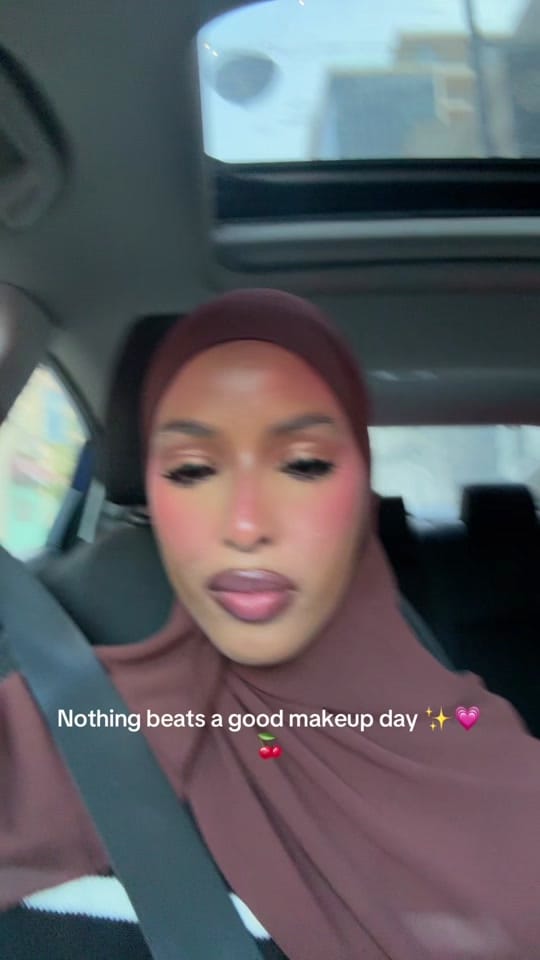 Post 6 by Abshira 🎀🩰 on TikTok (video)