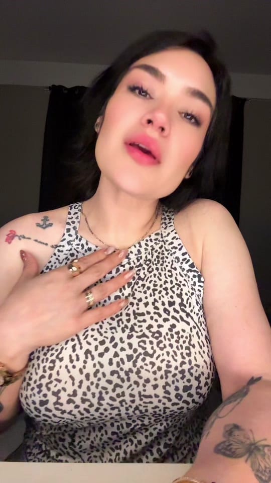 Post 7 by ItsBetty on TikTok (video)
