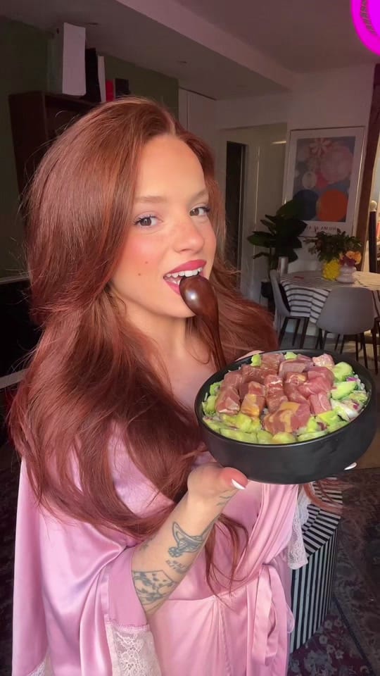 Post 7 by Yasmine Ginger ⭐️💗 on TikTok (video)