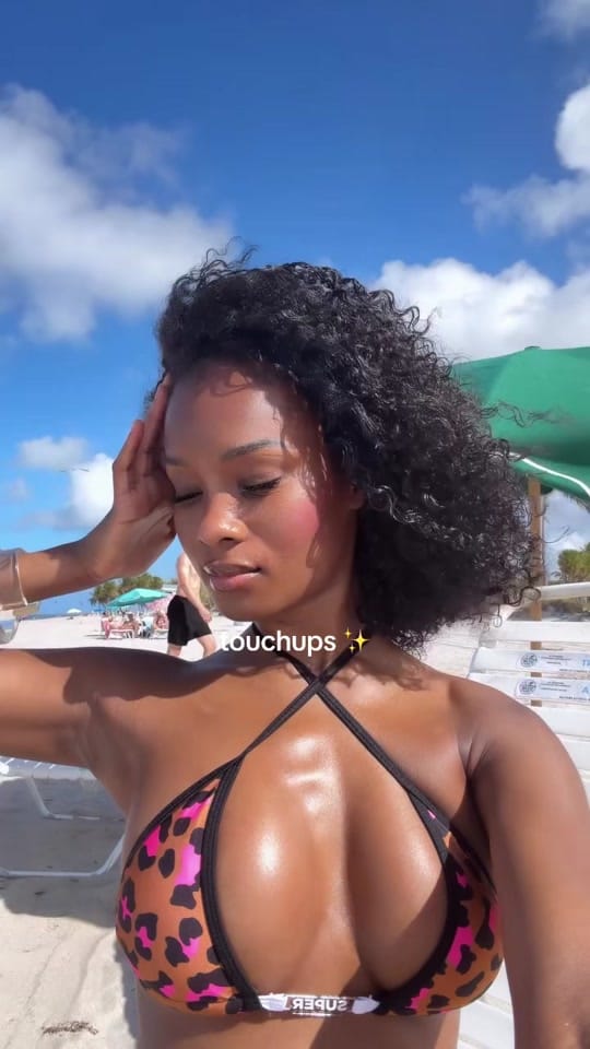Post 6 by Chyna Godiva on TikTok (video)