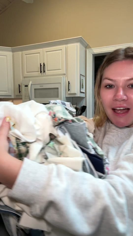 Post 5 by Molly Jo Klein 🧵🪡 on TikTok (video)