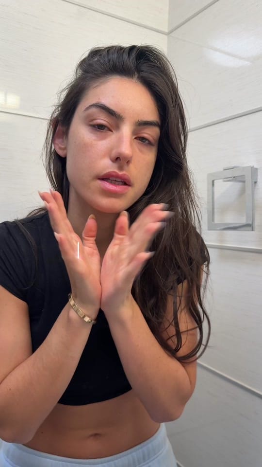 Post 7 by nat on TikTok (video)