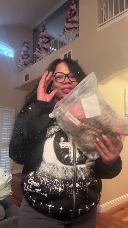 Post 9 by Shida Links It👚👛👡 on TikTok (video)