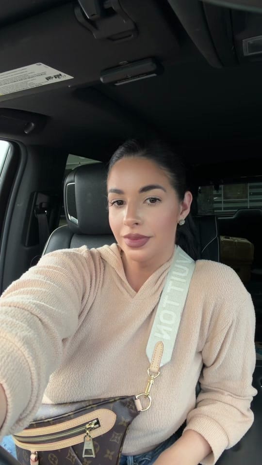 Post 1 by makeupbydarsys on TikTok (video)