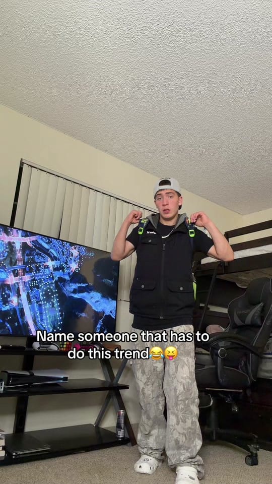 Post 5 by Ferdows_9x on TikTok (video)