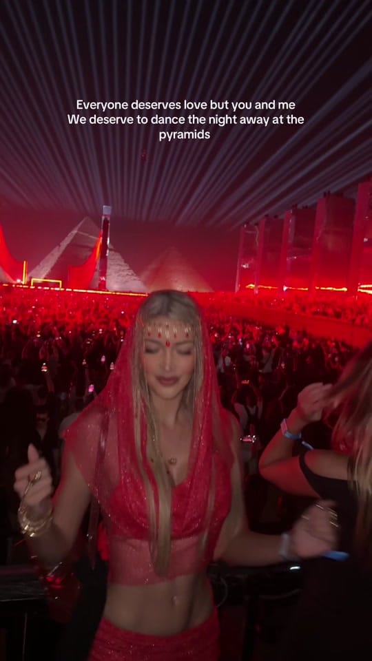 Post 9 by Sarah⋆. 𐙚 ̊ on TikTok (video)