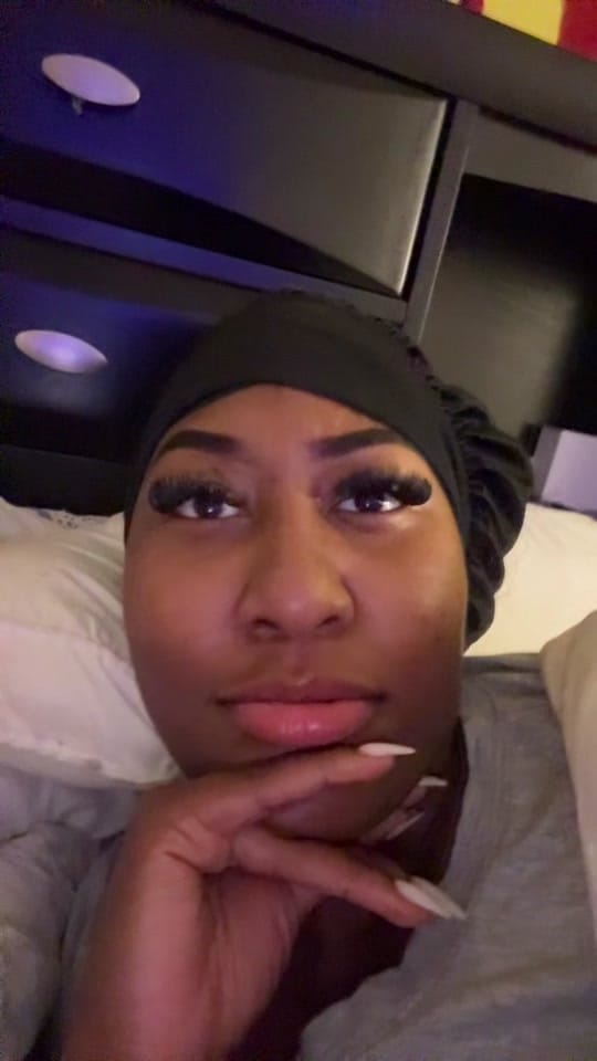 Post 5 by itsnotatavia on TikTok (video)