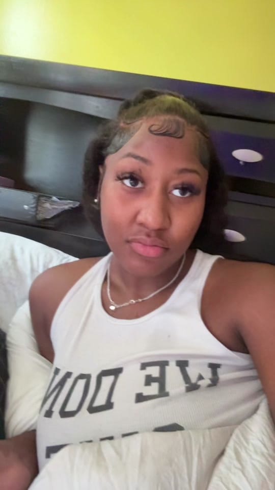 Post 4 by itsnotatavia on TikTok (video)