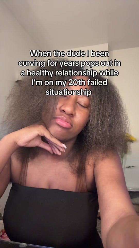 Post 10 by itsnotatavia on TikTok (video)